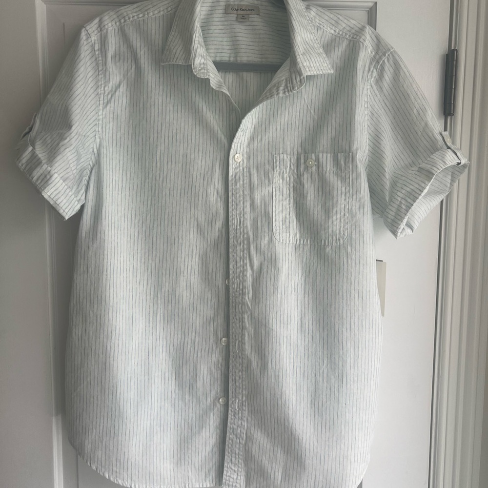 Calvin Klein men’s short sleeve button down